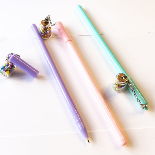 Penna Gel con pendente bottiglietta