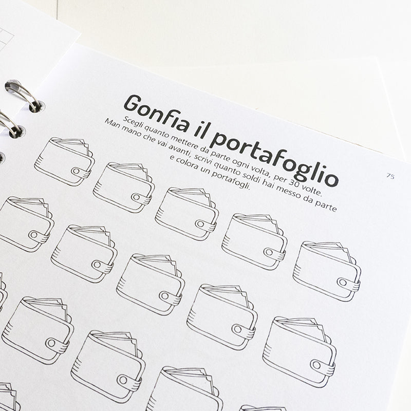 Set Book Money, 46 Sfide differenti per risparmiare, Block-notes, penna, busta risparmio  - Mod Cow