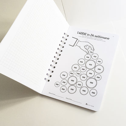 Set Book Money, 46 Sfide differenti per risparmiare, Block-notes, penna, busta risparmio  - Mod Cow